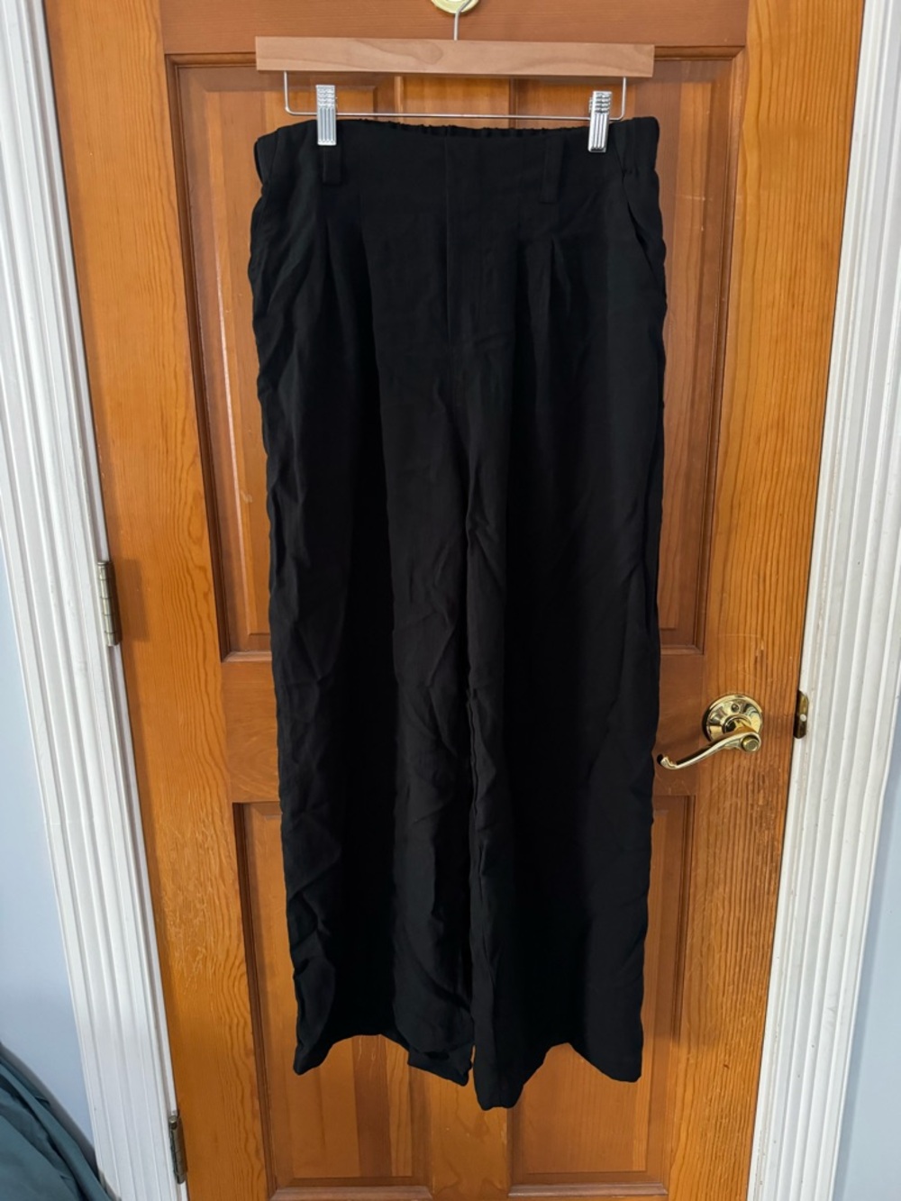 HALARA Black Wide-Leg Pants - M